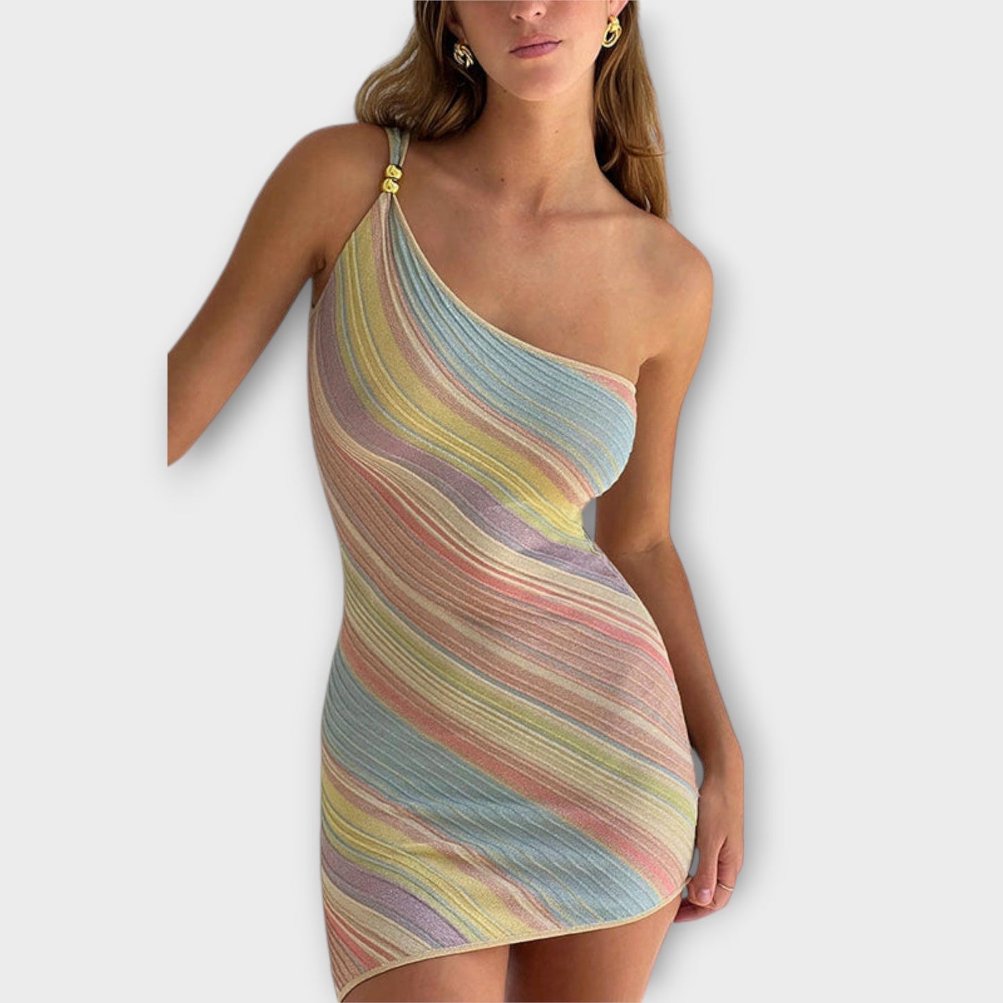 Kira - Trendy Mini Šaty na Jedno Rameno